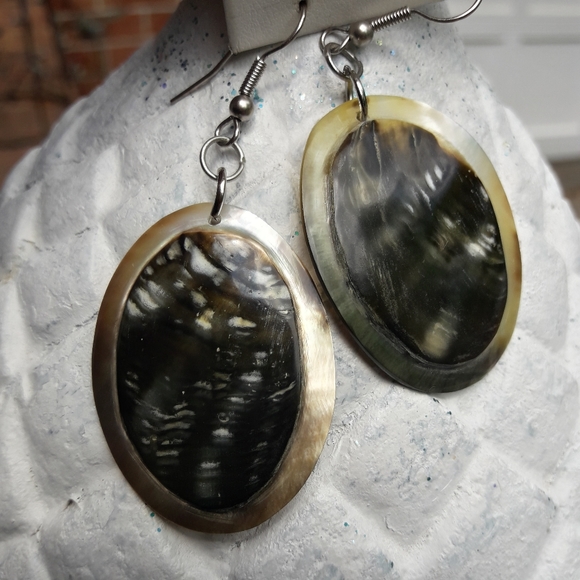 Round Drop Earrings Shell Mother of Pearl Jewelry - Picture 7 of 14